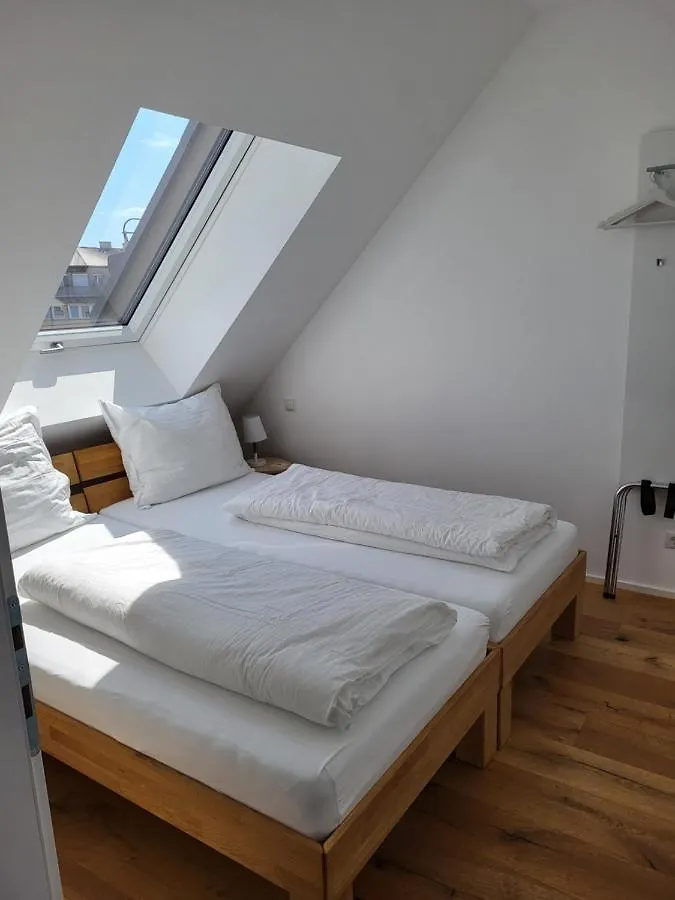 Skysuite Holiday Home Wien 0*,  Österreich